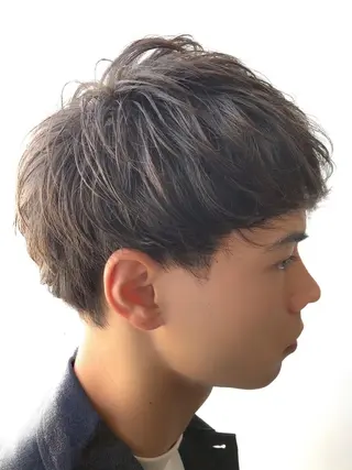 カラー メンズ 顔周りレイヤー/ 似合わせ/古津遼平のヘアスタイル