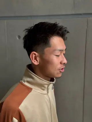 メンズ leo/ナチュラル/ テーパーフェードのヘアスタイル