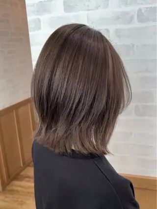 ミディアム カラー bambi所属・杉山 晃太のヘアスタイル