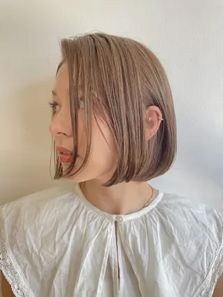 カラー 伊賀 裕菜のヘアスタイル