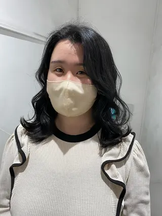 セミロング ✨くびれスタイル✨️ 戸嶋穂乃香のヘアスタイル