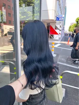 セミロング トレンドカラー🎀 miku🪞🩰のヘアスタイル