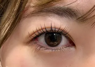 マツエク・マツパ yuuka REBEST心斎橋のマツエク・マツパデザイン