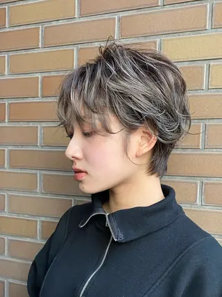 ショート カラー ✂︎cadre✂︎ 🪶かまだれいし🪶のヘアスタイル