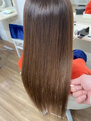 ロング GLOSS 心斎橋 山上のヘアスタイル