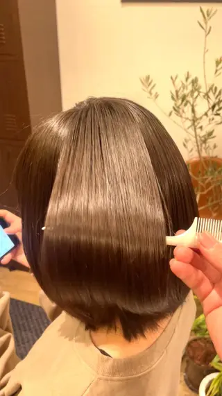 ショート CAROS　atelier所属・安倍 辰哉のヘアスタイル