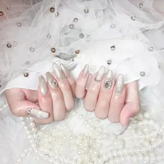 ネイル Yudia🦋 azuのネイルデザイン