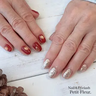 ネイル Petit Fleur所属・青柳 亜梨奈のマツエク・マツパデザイン