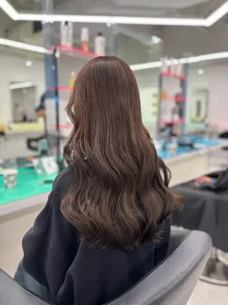 ロング カラー 🧸韓国風艶髪/ 透明感抜群カラー🧸のヘアスタイル