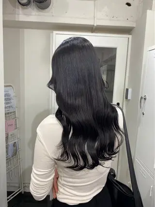 セミロング カラー 抜け感/ワンカラー/ 明大前/桑田のヘアスタイル