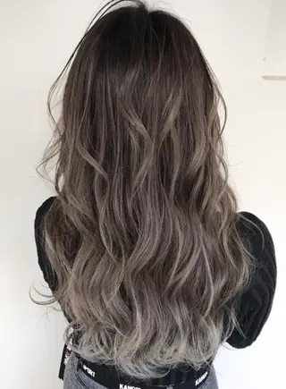 ロング カラー La fith 店長 城谷颯人のヘアスタイル