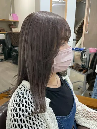 セミロング カラー 坂本 かのんのヘアスタイル
