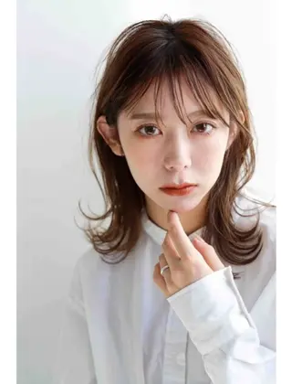 ミディアム 平野 凜のヘアスタイル