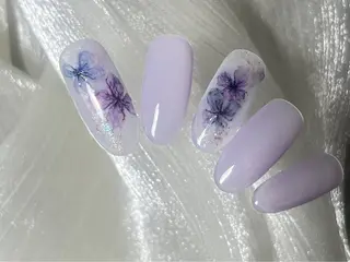 ネイル KARI ネイルサロンのネイルデザイン