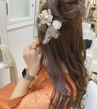 ロング カラー ヘアアレンジ マツエク・マツパ アイブロウ Noah's　Ark所属・透明感カラー🫧ヘア セット🫧松本菜月の眉毛・アイブロウイメージ