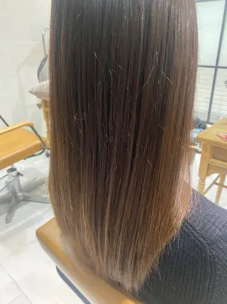 ロング カラー 鎌田 璃紅のヘアスタイル