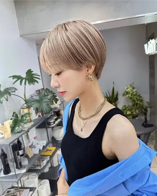 ショート ハイトーンカラー/ さらさのヘアスタイル