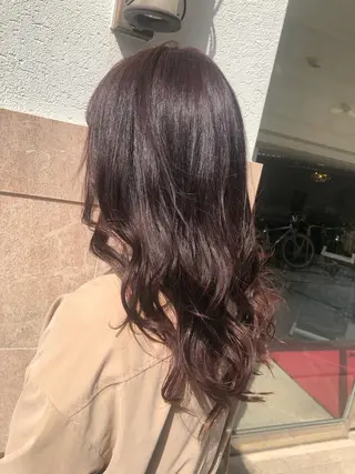カラー トルクアータ伏見 MIKUのヘアスタイル