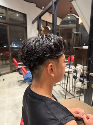 パーマ 山口 幸作のヘアスタイル