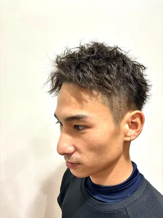 ショート Beat+所属・beat 磯谷のヘアスタイル