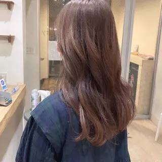 カラー SiLO yuri andoのヘアスタイル