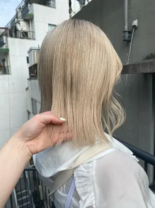 ミディアム MIYU💋💖 〈XENA渋谷本店〉のヘアスタイル