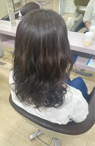 パーマ 海野 黎茉のヘアスタイル