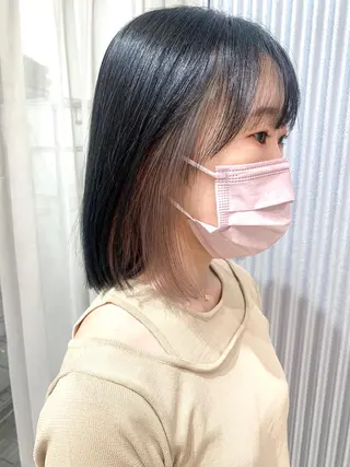 ショート カラー ヘアアレンジ yuka .のヘアスタイル