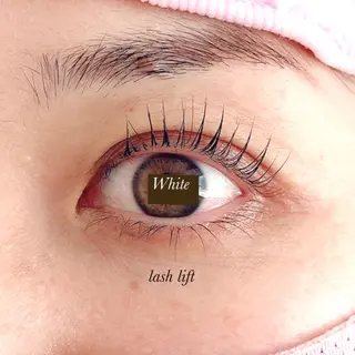 マツエク・マツパ White/マツエク /まつパ/耳つぼのマツエク・マツパデザイン