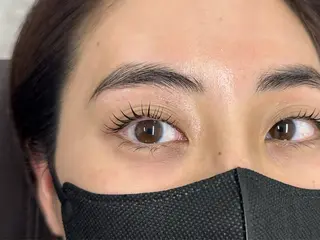 マツエク・マツパ LUNA Nail&Eyebrow所属・SUMIRE .のマツエク・マツパデザイン