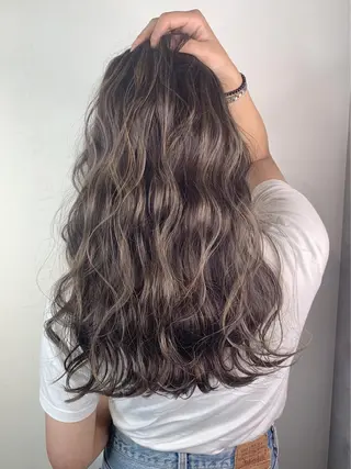 ロング 渋谷/ハッシュ レイヤーカット/会田のヘアスタイル