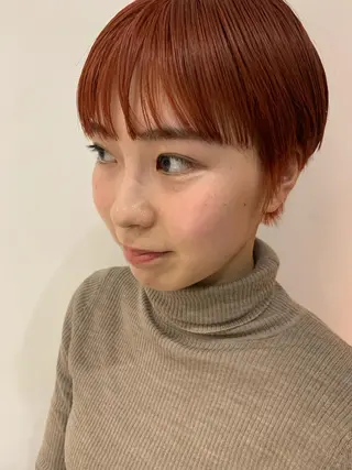 ショート nuu所属・💜ショート💜 ウルフ、ボブ二色亜美のヘアスタイル