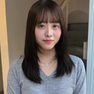 ミディアム カラー akari/ 透明感/ワンカラーのヘアスタイル