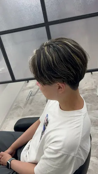 メンズ ✨パーマ×ハイトーン Futo✨のヘアスタイル