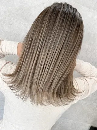 ミディアム 'oli所属・難波'oli【オリ】 美容室のヘアスタイル