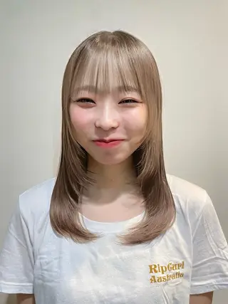 ミディアム カラー 坂本 かのんのヘアスタイル