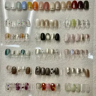 ネイル 鈴木 ゆうかのネイルデザイン