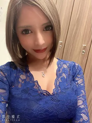 ミディアム 韓国カラー/エクステ carryのヘアスタイル