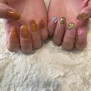 ネイル 佐藤 穂乃香のネイルデザイン