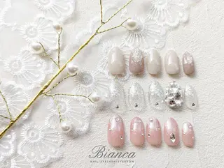 ネイル Bianca KAGARAのネイルデザイン