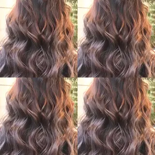 ロング カラー Hanna by W_SALONのヘアスタイル