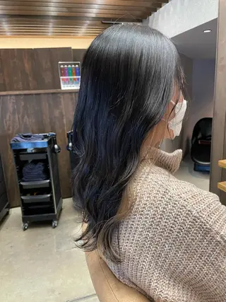 セミロング カラー 栗原 瑠世のヘアスタイル