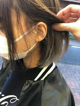 ショート カラー 細沼 葵のヘアスタイル