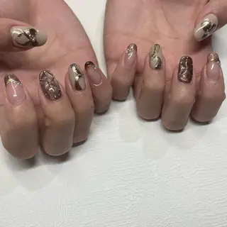 ネイル Ada立川店🫧宮田 美桜のネイルデザイン