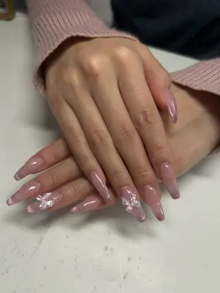 ネイル hinata池袋 🌙WOLTOKYOのネイルデザイン