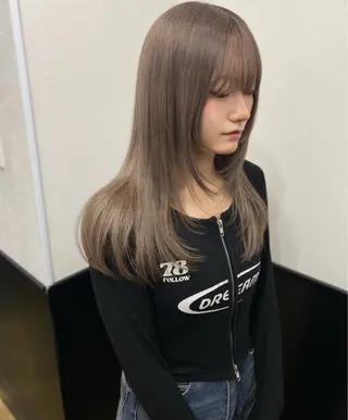 セミロング カラー 渋谷🖤 艶髪🖤透明感カラーのヘアスタイル