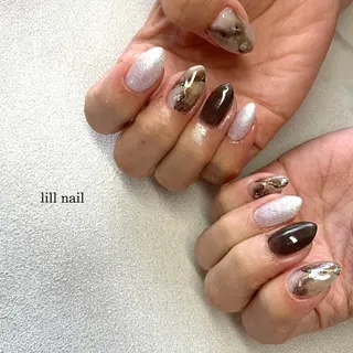 ミディアム pllia beautyのネイルデザイン