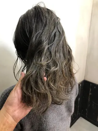 セミロング カラー AUBE HAIRazul吉祥寺所属・綺麗な髪質にしたい方 限定🌈清水 祥のヘアスタイル