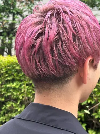 ショート カラー ELVITA所属・福守 博史のヘアスタイル