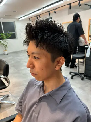 メンズ フェザーパーマ/韓国 /メンズカット保立のヘアスタイル